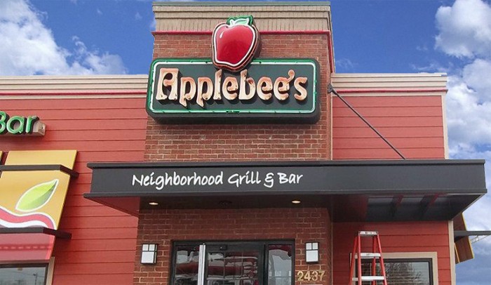 Applebee’s New Entry Canopies applebees-new-canopy-awning-sign