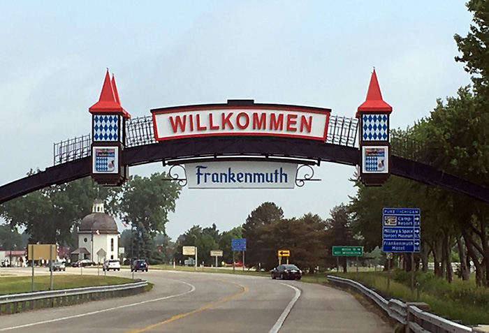 arch sign frankenmuth mi